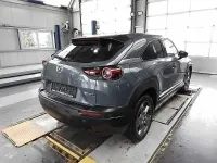 Gebraucht Mazda MX30 Ad'Vantage 106 kW (145 PS) 2023 Polymetal grey SUV