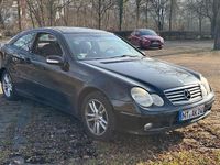 Gebraucht Mercedes C230 268 PS (197 kW) 2001 Schwarz Coupé