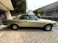 Gebraucht Mercedes 230 109 PS (80 kW) 1979 Silber Coupé