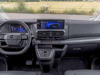 Neu Opel Zafira 179 PS (131 kW) 2025 Kontrast grau Van / Kleinbus