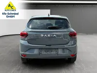 Używany Dacia Sandero Expression 91 KM (66 kW) 2022 Szary Hatchback