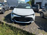 Neu Toyota Corolla 140 PS (102 kW) 2025 Weiß Limousine