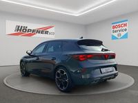 Neu Cupra Leon 150 PS (110 kW) 2025 Blau Limousine