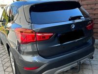 gebraucht BMW X1 xDrive20d A xLine PaNO/ AHK/Allrad/ RFK/ HIF