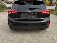Gebraucht Ford Focus 101 PS (74 kW) 2019 Schwarz Limousine