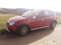 Gebraucht Dacia Sandero Stepway 90 PS (66 kW) 2012 Rot SUV