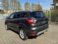Gebraucht Ford Kuga Titanium 150 PS (110 kW) 2017 SUV