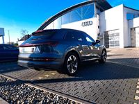 Gebraucht Audi e-tron S-Line 230 kW (313 PS) 2021 Silber SUV