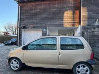 Brugt Renault Twingo 75 HK (55 kW) 2003 Guld Hatchback