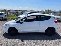 Gebraucht Ford Fiesta Trend 71 PS (52 kW) 2018 Frostweiß Kleinwagen
