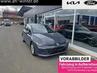 Gebraucht VW Golf VIII Life 150 PS (110 kW) 2025 Grau Limousine
