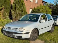 Second-hand VW Golf IV 75 CP (55 kW) 2000 Argintiu Hatchback