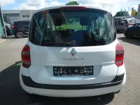 Gebraucht Renault Modus Expression 75 PS (55 kW) 2011 Weiß Van / Kleinbus