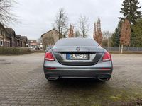 Gebraucht Mercedes E220 AMG line 194 PS (142 kW) 2017 Grau Limousine