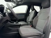 Neu Renault Captur Techno 91 PS (66 kW) 2025 Perlmuttweiß, dach in perlmut SUV