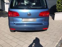 Gebraucht VW Touran Trendline 105 PS (77 kW) 2011 Blau Van / Kleinbus