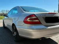 Gebraucht Mercedes CLK240 170 PS (125 kW) 2003 Silber Coupé