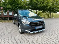 Gebraucht Dacia Lodgy Stepway 110 PS (80 kW) 2018 Grau Van / Kleinbus
