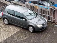 Gebraucht VW Golf V 102 PS (75 kW) 2004 Grün Kleinwagen