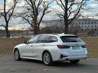 Gebraucht BMW 318 Advantage 150 PS (110 kW) 2022 Weiß Kombi