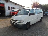 Second-hand VW Caravelle 116 CP (85 kW) 2003 Alb Van