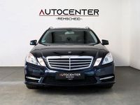 Gebraucht Mercedes E200 Elegance 184 PS (135 kW) 2013 Blau Kombi