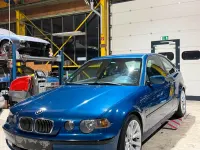 Gebraucht BMW 325 192 PS (141 kW) 2001 Blau Coupé