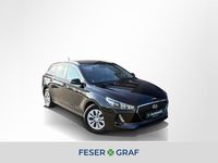 Gebraucht Hyundai i30 101 PS (74 kW) 2017 Phantom black Kombi