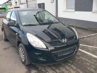 Gebraucht Hyundai i20 Classic 77 PS (56 kW) 2012 Schwarz Kleinwagen