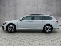 Używany VW Passat GTE 218 KM (160 kW) 2021 Biały Kombi
