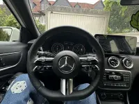 Gebraucht Mercedes A180 Urban 109 PS (80 kW) 2014 Kleinwagen