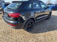 Gebraucht Audi Q3 Sport 140 PS (102 kW) 2013 Schwarz SUV