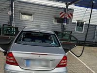 Gebraucht Mercedes C220 170 PS (125 kW) 2002 Silber Limousine