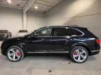 Gebraucht Bentley Bentayga 435 PS (319 kW) 2017 Schwarz SUV