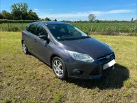 Gebraucht Ford Focus Champions Edition 150 PS (110 kW) 2013 Grau Limousine