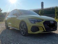 Gebraucht Audi A3 S-Line 150 PS (110 kW) 2024 Gelb Limousine