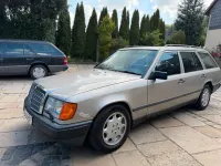 Gebraucht Mercedes 300 109 PS (80 kW) 1988 Gold Kombi