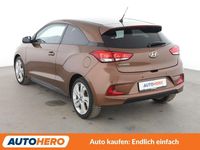 Gebraucht Hyundai i20 Style 101 PS (74 kW) 2016 Braun Kleinwagen