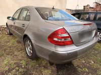 Gebraucht Mercedes E320 204 PS (150 kW) 2003 Silber Limousine