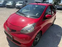 Gebraucht Toyota Yaris Cool 69 PS (50 kW) 2006 Rot Limousine