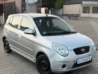 Gebraucht Kia Picanto Spirit 65 PS (47 kW) 2010 Silber Kleinwagen
