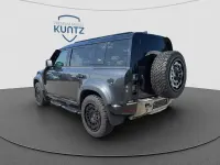 Gebraucht Land Rover Defender 300 PS (220 kW) 2021 Carpathian grey SUV