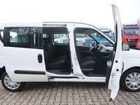 Gebraucht Opel Combo 95 PS (69 kW) 2016 Weiß Van / Kleinbus