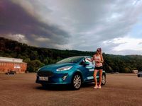 Gebraucht Ford Fiesta Titanium 125 PS (91 kW) 2018 Blau Limousine