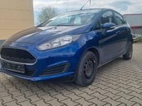 Gebraucht Ford Fiesta Trend 82 PS (60 kW) 2016 Blau Limousine