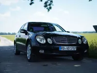 Gebraucht Mercedes E200 Classic 163 PS (119 kW) 2004 Schwarz Limousine