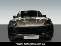Gebraucht Porsche Cayenne Turbo E-Hybrid Coupe 740 PS (544 kW) 2024 Grau SUV