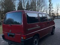 Second-hand VW Caravelle 77 CP (56 kW) 1992 Roșu Van