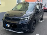 Gebraucht Opel Combo Life Ultimate 131 PS (96 kW) 2024 Schwarz Van / Kleinbus