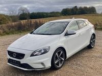 Gebraucht Volvo V40 Summum 177 PS (130 kW) 2013 Weiß Limousine